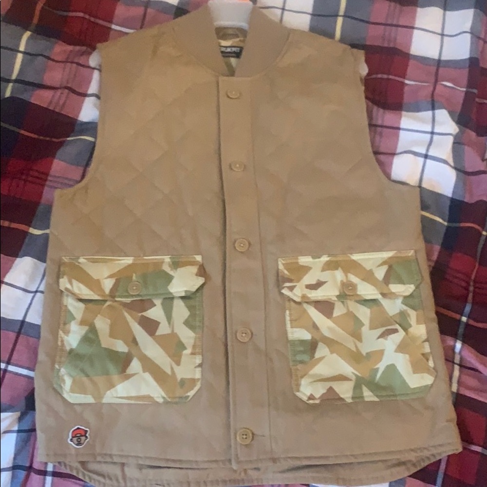 Trukfit vest (medium) tan/camo